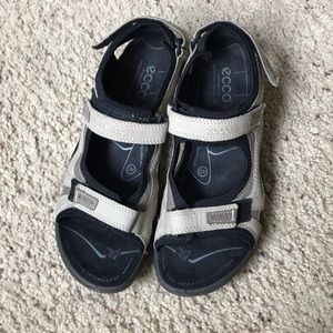 Women’s Ecco hiking sandals beige/black, Size 40